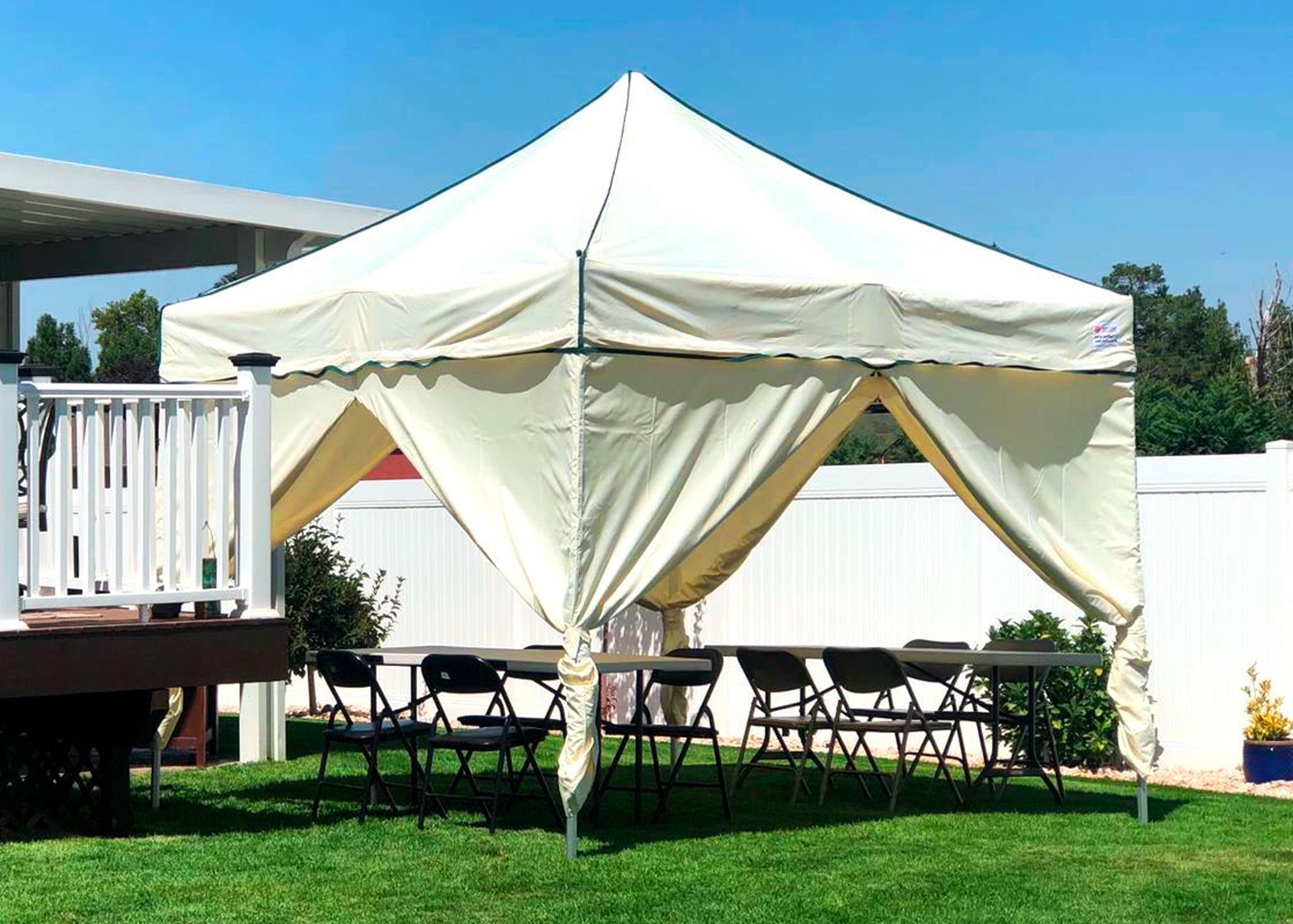 garden pop up gazebo providing shade
